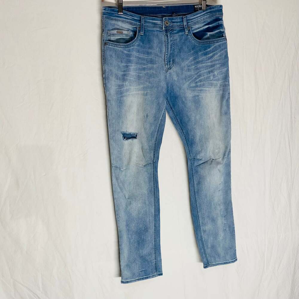 Buffalo David Britton 1972 Live Free Evan-X Light Wash Distressed Jeans, size 36
